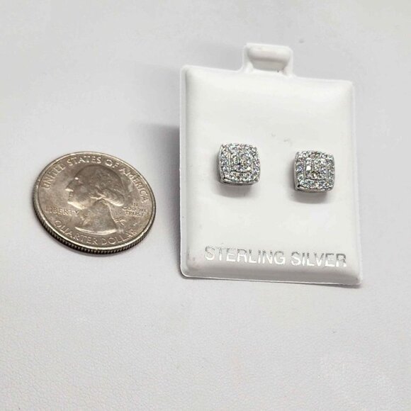 Brand New   Sterling Silver 925 Square  Design Earrings - Picture 1 of 4